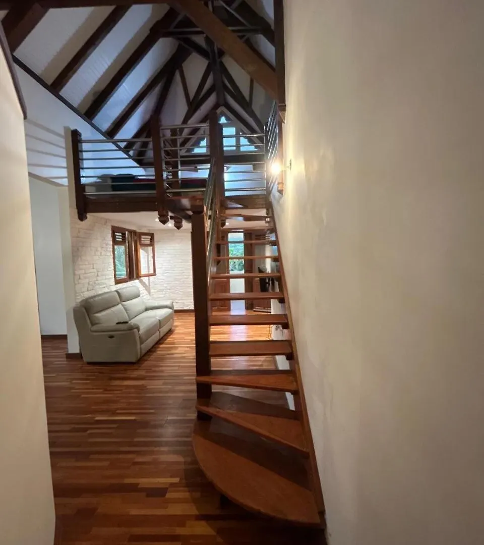 Haut De Villa F3 Avec Piscine A La Residence Ker Anna Sainte-Anne
