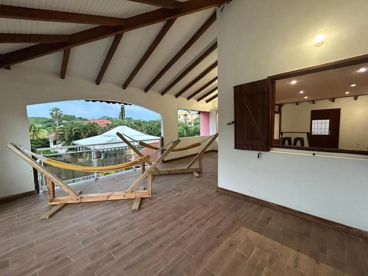 Apartment Haut De Villa F3 Avec Piscine A La Residence Ker Anna Sainte-Anne